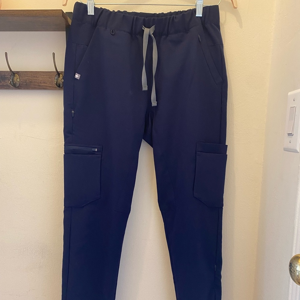 3x FIGS SCRUB PANTS- NAVY
